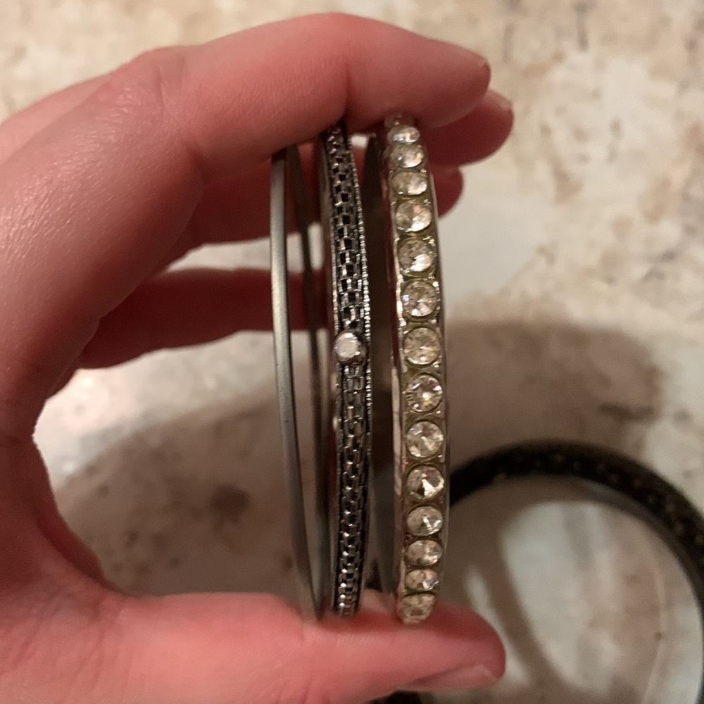 Bracelets - Picture 7 of 8